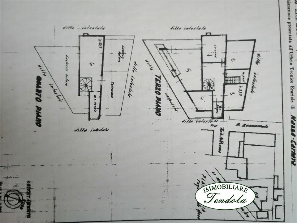 casa indipendente in vendita a Carrara in zona Centro Città