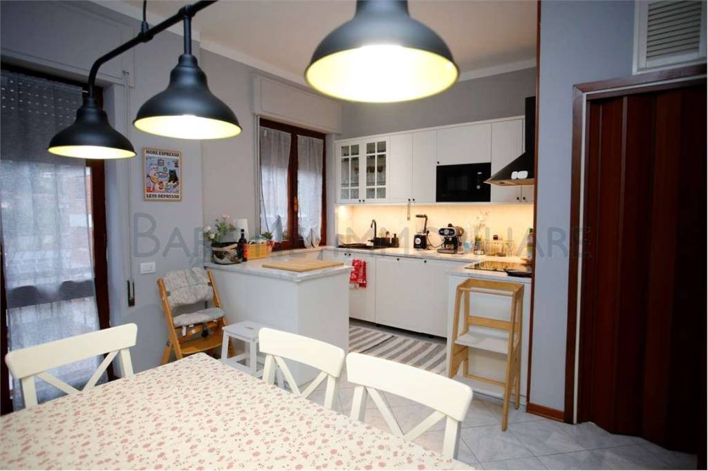 appartamento in vendita a Carrara in zona Centro Città