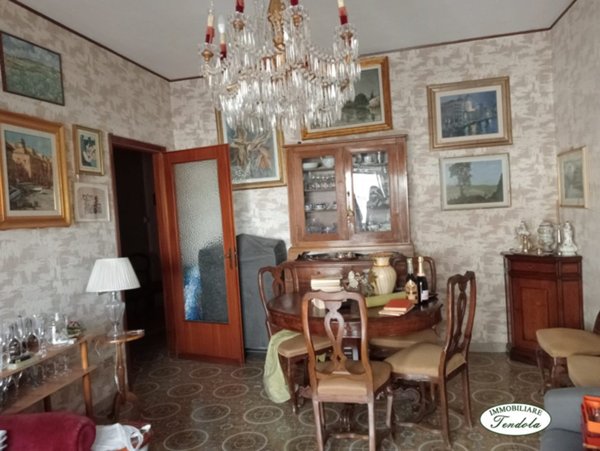 appartamento in vendita a Carrara in zona Avenza
