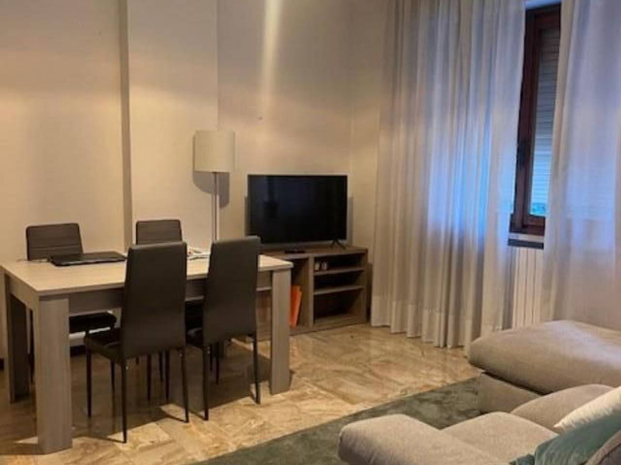 appartamento in vendita a Carrara in zona Marina di Carrara