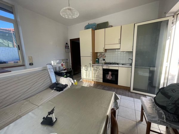 appartamento in vendita a Carrara in zona Marina di Carrara