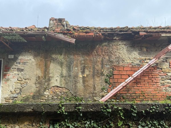 casa indipendente in vendita a Carrara