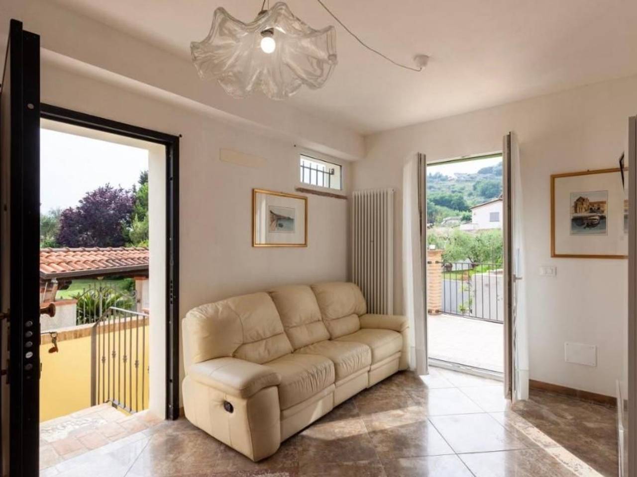 casa semindipendente in vendita a Carrara in zona Marasio