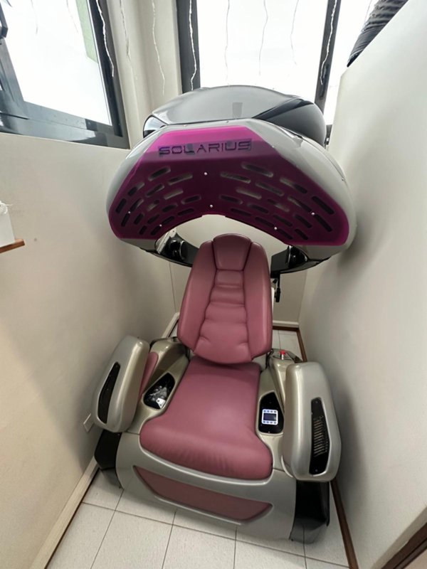 negozio in vendita a Carrara in zona Avenza