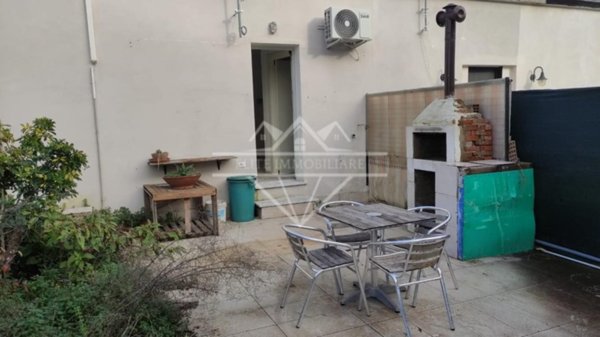 monolocale in vendita a Carrara in zona Nazzano