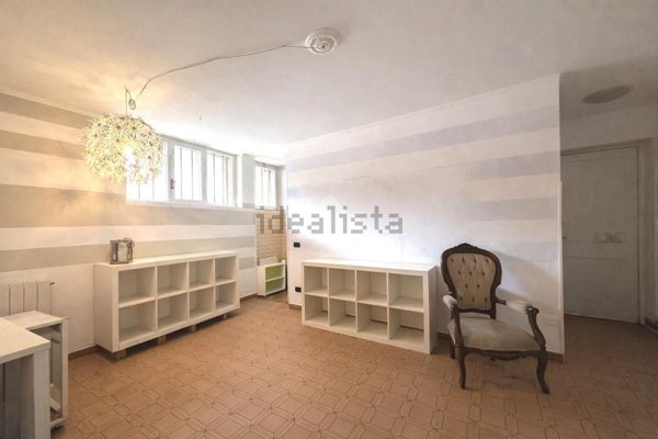 appartamento in vendita a Carrara in zona Marina di Carrara