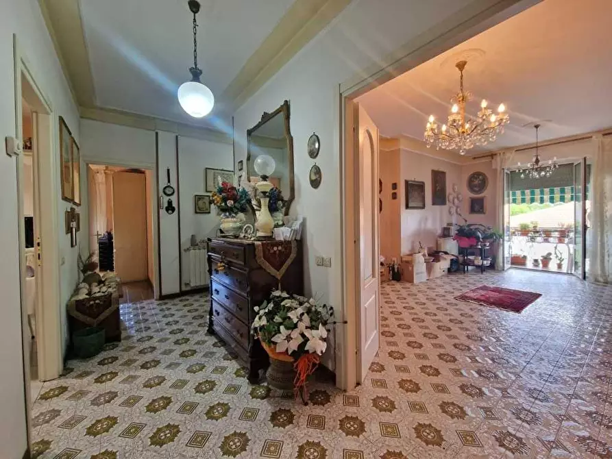 appartamento in vendita a Carrara in zona Marina di Carrara