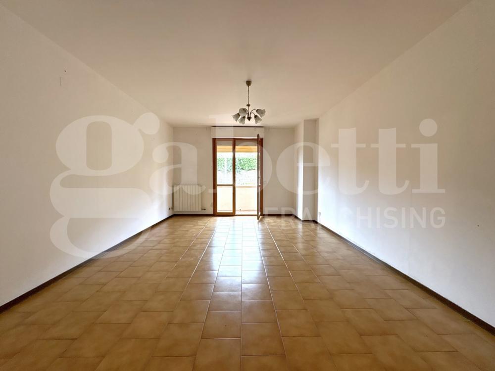 appartamento in vendita a Carrara in zona Fossola