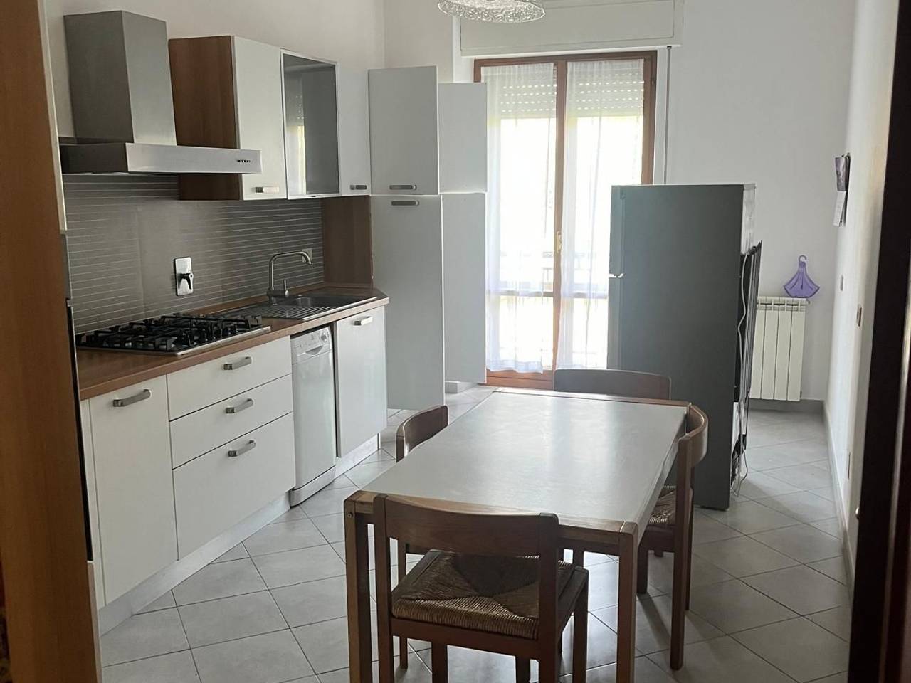 appartamento in vendita a Carrara in zona Fabbrica