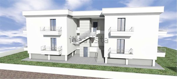 appartamento in vendita a Carrara in zona Marina di Carrara