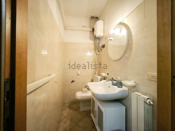 appartamento in vendita a Carrara in zona Fossola