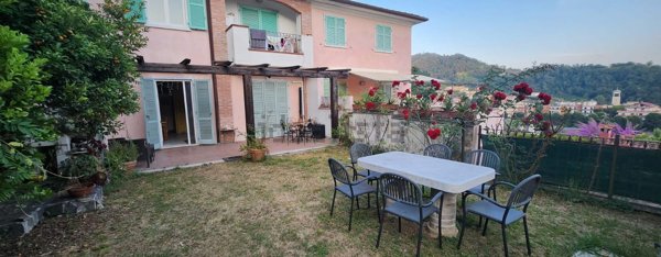 appartamento in vendita a Carrara