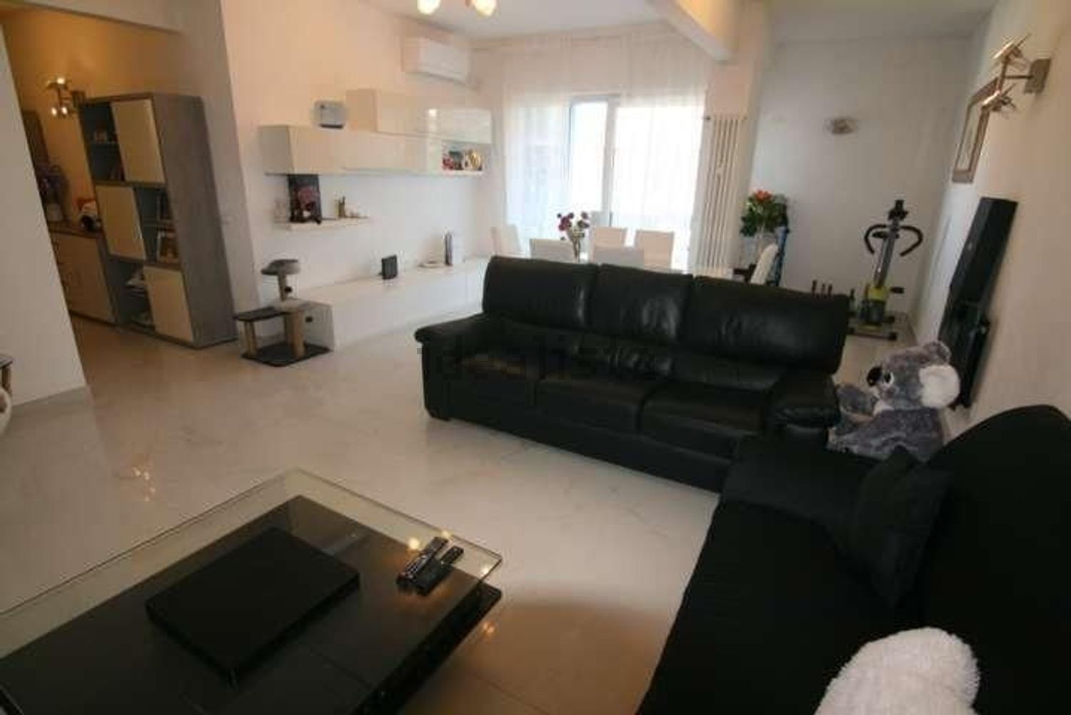 appartamento in vendita a Carrara in zona Marina di Carrara