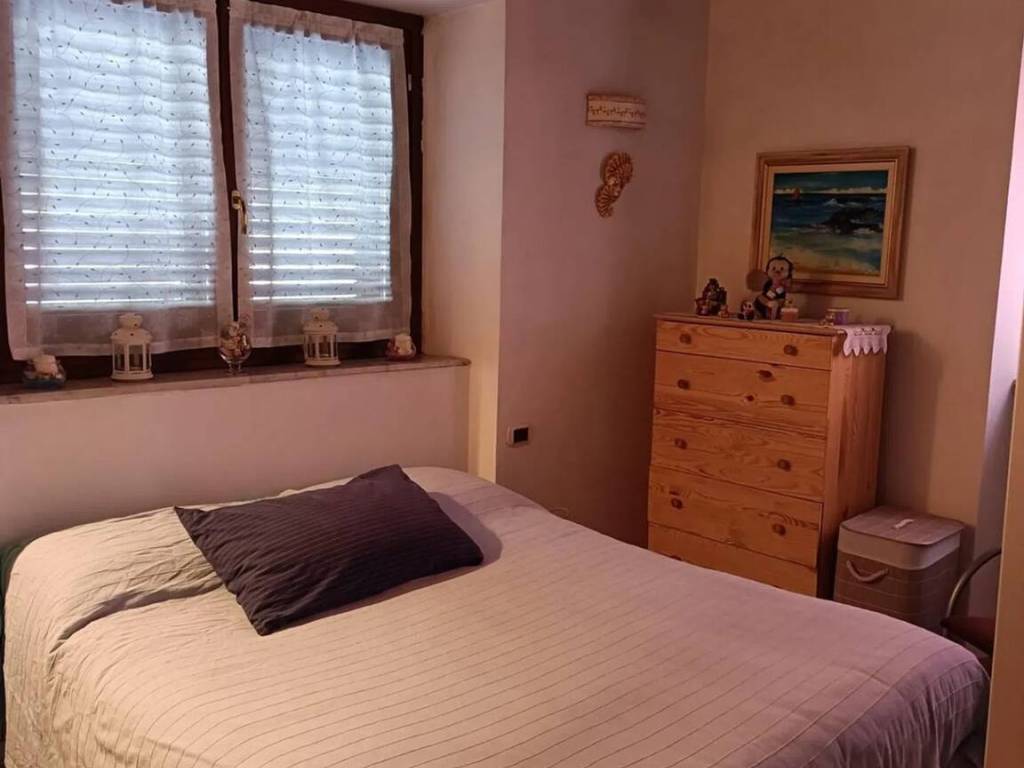 casa indipendente in vendita a Carrara in zona Avenza