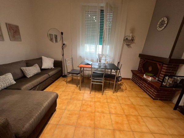 appartamento in vendita a Carrara in zona Marina di Carrara