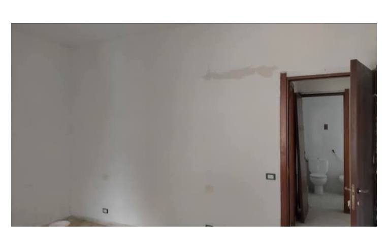 appartamento in vendita a Carrara in zona Marina di Carrara