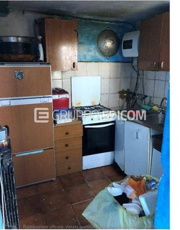 appartamento in vendita a Carrara in zona Battilana