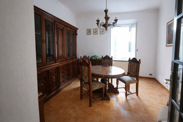 appartamento in vendita a Carrara in zona Torano