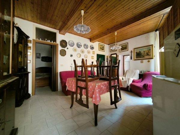 appartamento in vendita a Carrara