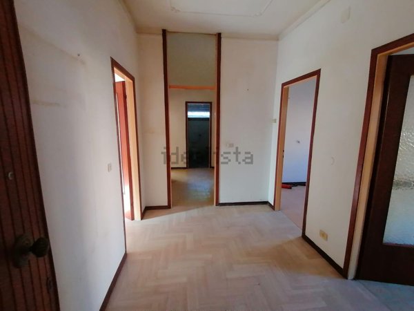 appartamento in vendita a Carrara