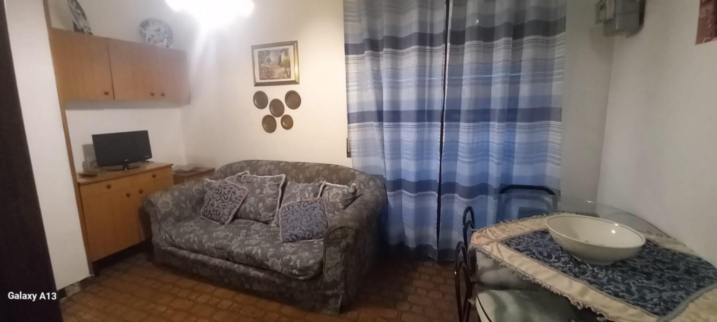 appartamento in vendita a Carrara in zona Marina di Carrara