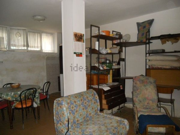 appartamento in vendita a Carrara in zona Marina di Carrara