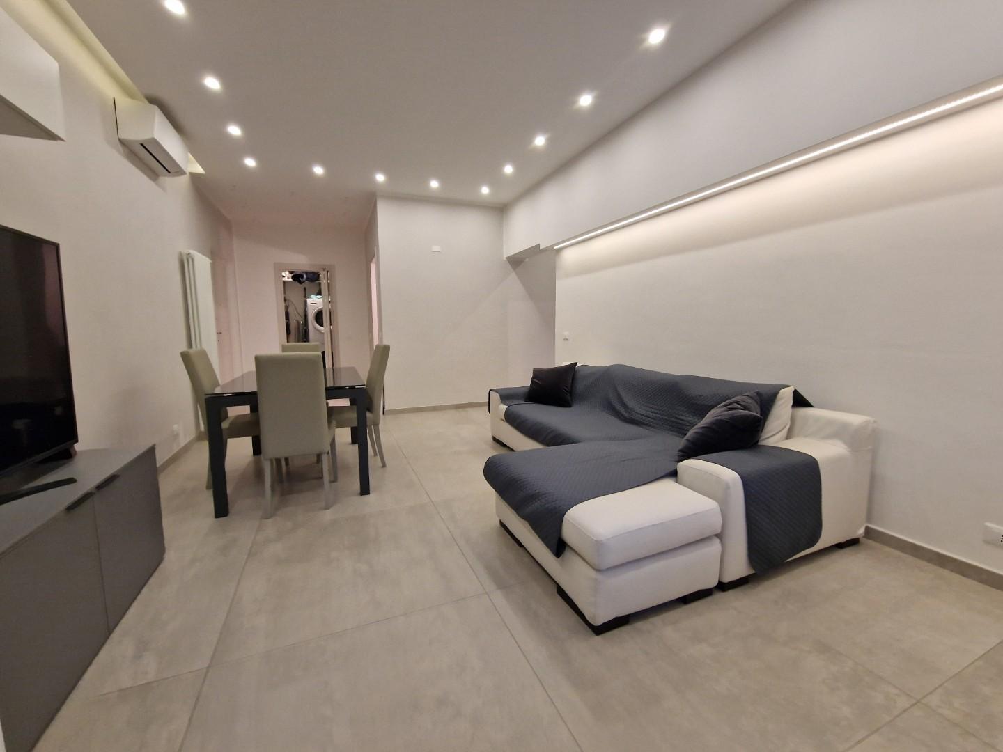 appartamento in vendita a Carrara in zona Centro Città