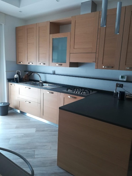 appartamento in vendita a Carrara in zona Centro Città