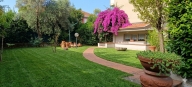 casa indipendente in vendita a Carrara in zona Avenza