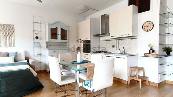 appartamento in vendita a Carrara in zona Marina di Carrara