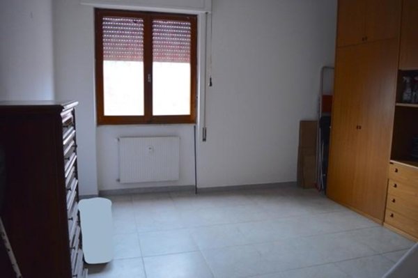 appartamento in vendita a Carrara in zona Fabbrica