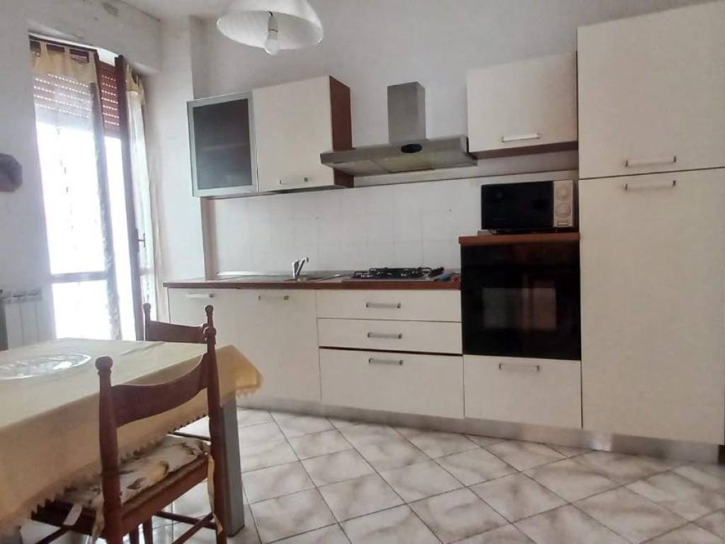 appartamento in vendita a Carrara in zona Centro Città