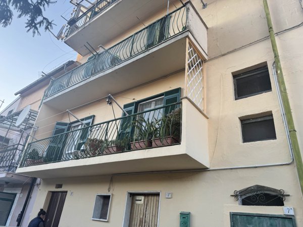 appartamento in vendita a Carrara