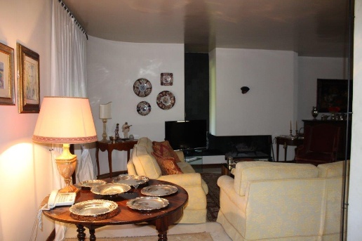 casa indipendente in vendita a Carrara in zona Sant'Antonio