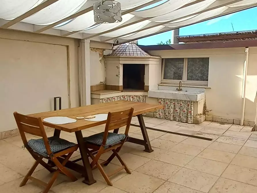 casa indipendente in vendita a Carrara in zona Marina di Carrara