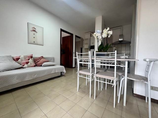 appartamento in vendita a Carrara in zona Marina di Carrara