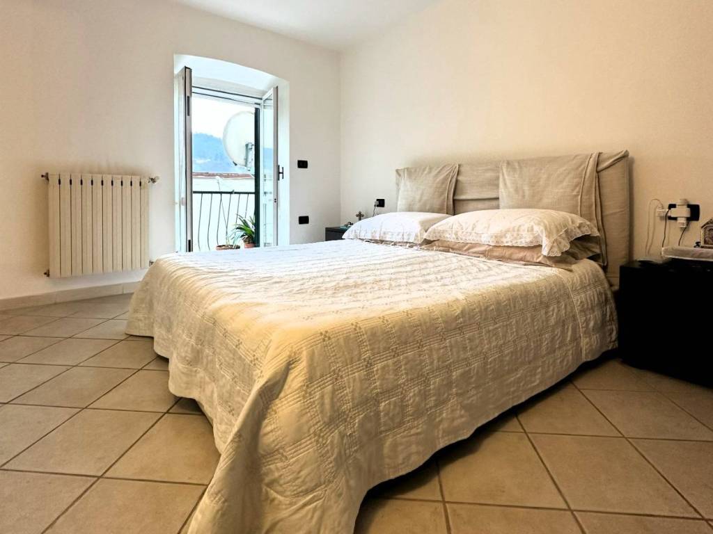 appartamento in vendita a Carrara in zona Centro Città