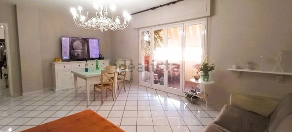 appartamento in vendita a Carrara in zona Avenza