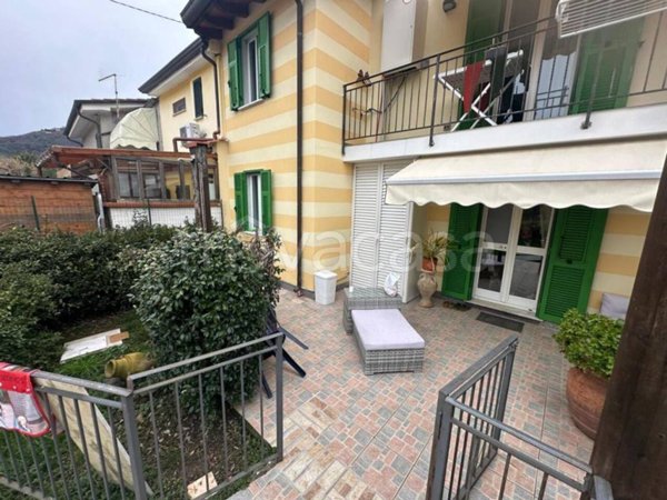 casa indipendente in vendita a Carrara in zona Centro Città