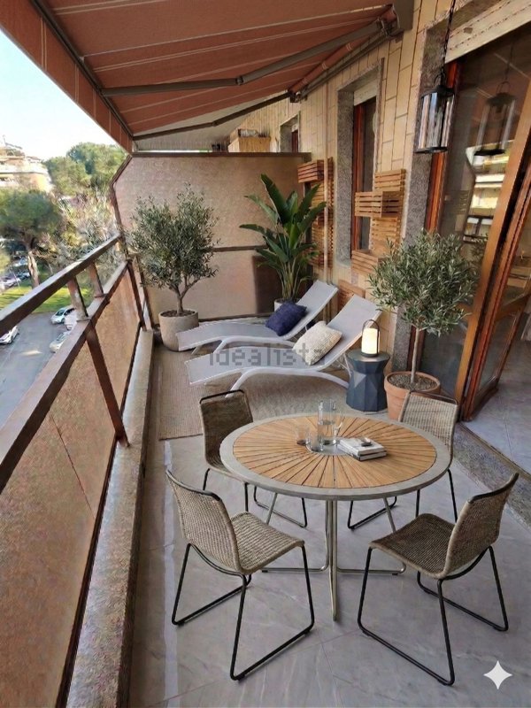 appartamento in vendita a Carrara in zona Marina di Carrara