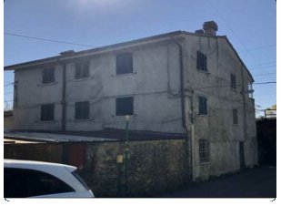 negozio in vendita a Carrara in zona Battilana