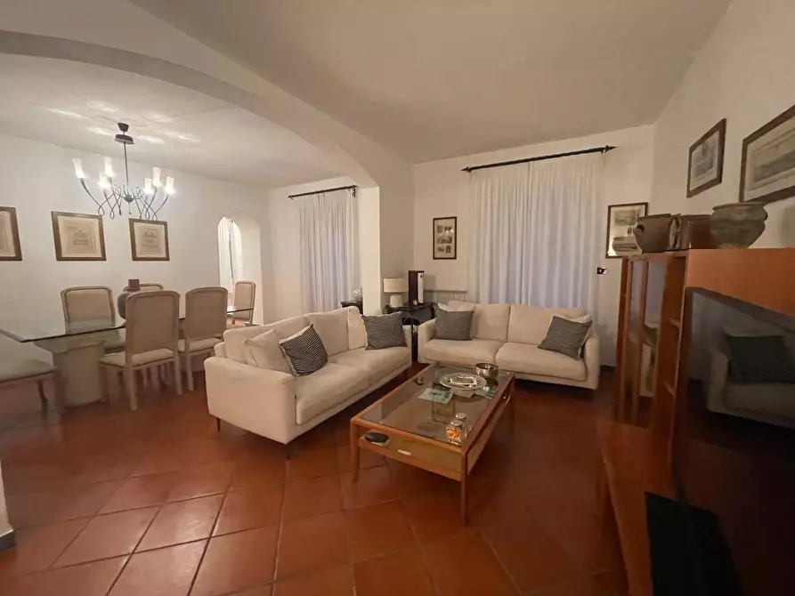 casa indipendente in vendita a Carrara in zona Sant'Antonio