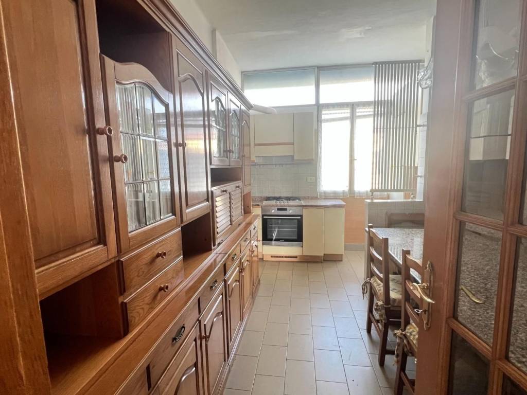 appartamento in vendita a Carrara in zona Sant'Antonio