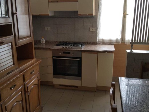 appartamento in vendita a Carrara in zona Nazzano