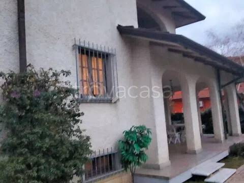 casa indipendente in vendita a Carrara in zona Marina di Carrara
