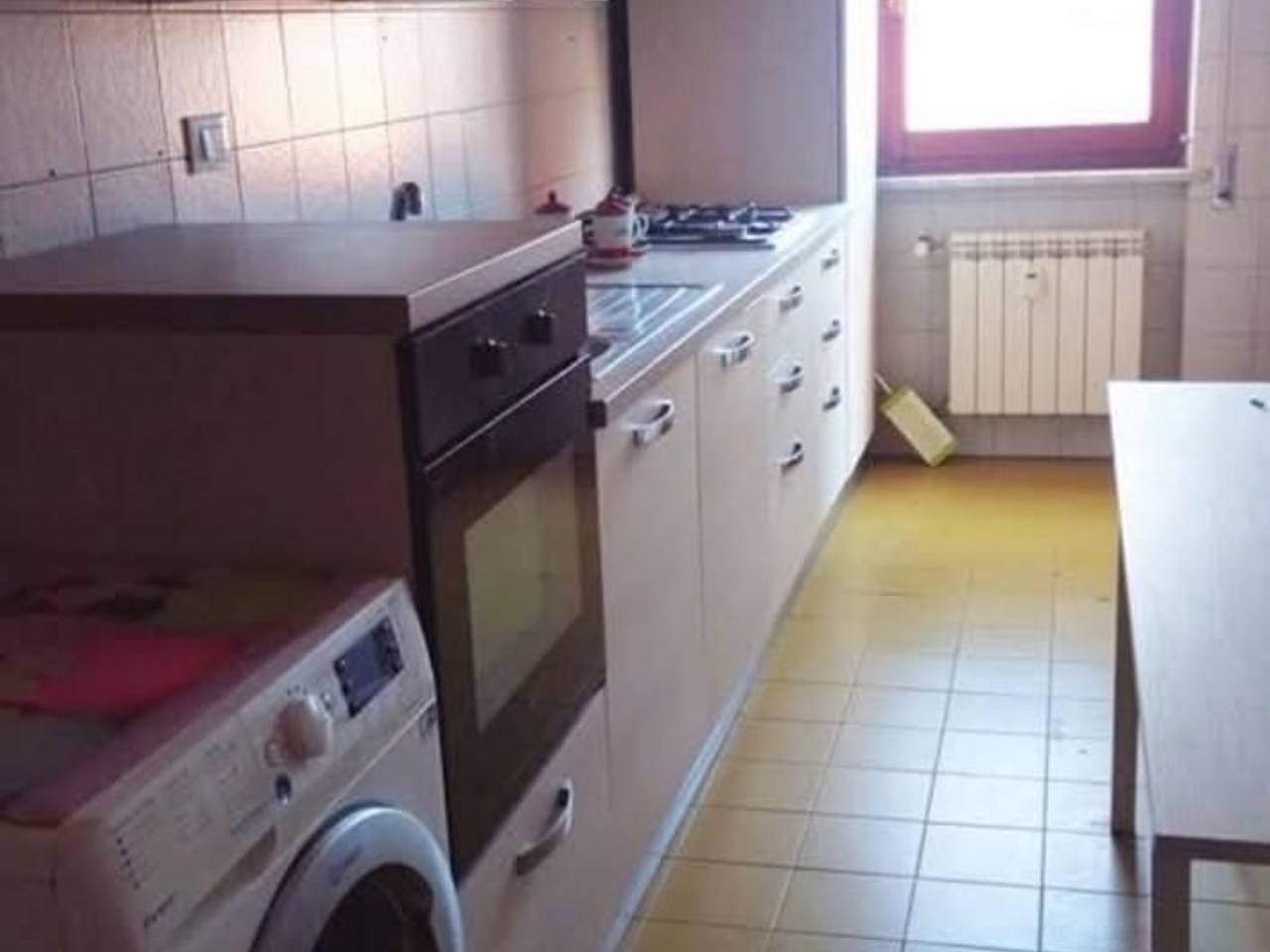 appartamento in vendita a Carrara in zona Marina di Carrara