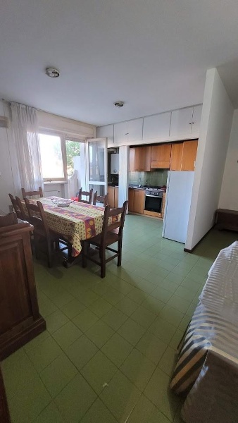 appartamento in vendita a Carrara in zona Marina di Carrara