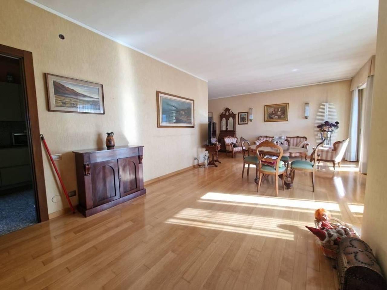 appartamento in vendita a Carrara in zona Marina di Carrara