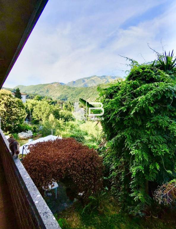 appartamento in vendita a Carrara in zona Centro Città