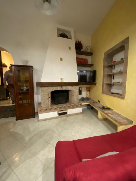 appartamento in vendita a Carrara in zona Nazzano